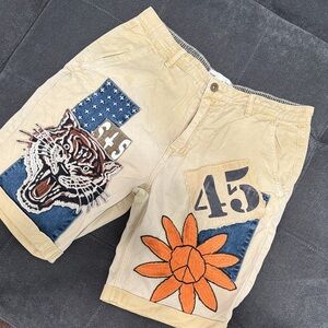 Men's Tan Graphic Shorts